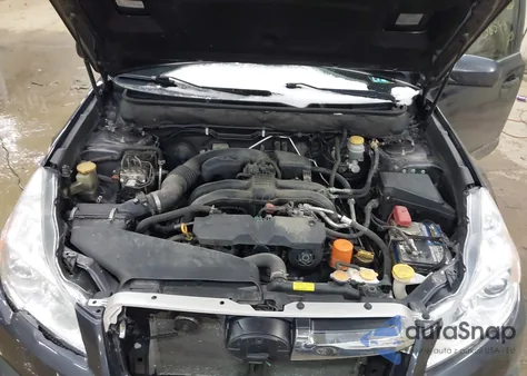 2013 Subaru Outback 2.5I Limited z USA, uszkodzony, nr VIN 4S4BRBJC0D3299511